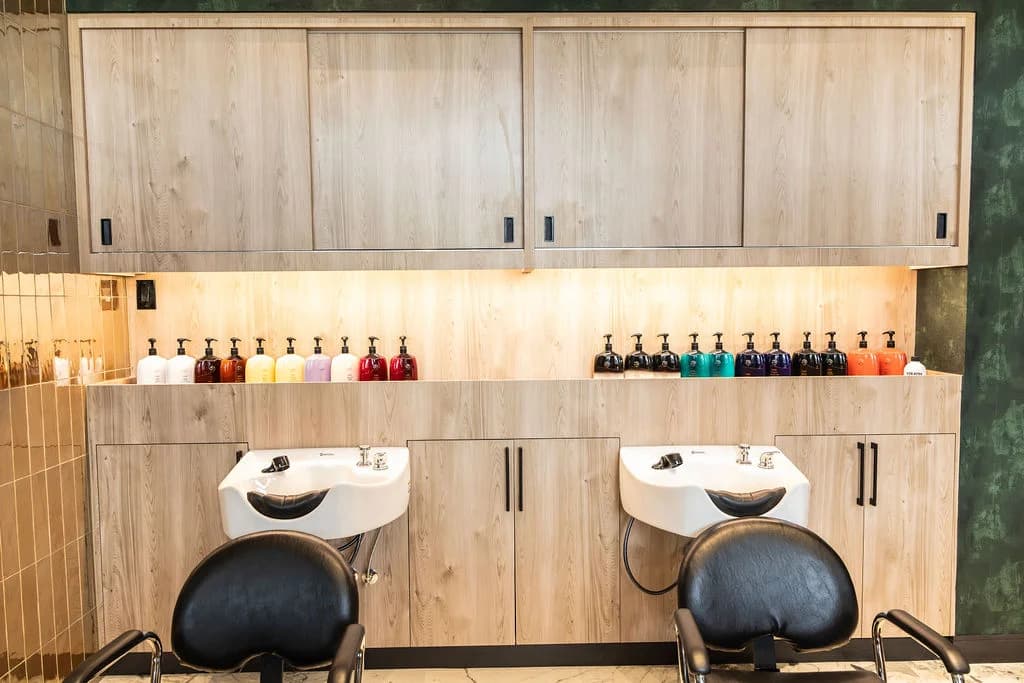 Mitchells_salon
